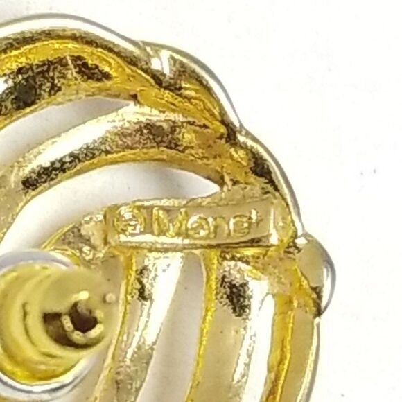 Vintage Monet Gold Tone Swirl Knot Shape Stud Earrings, Retro 80s 90s Style - Picture 3 of 6